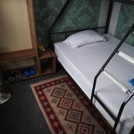 Hostel Violet Tbilisi Exterior photo