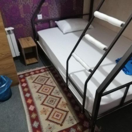 Hostel Violet Tbilisi Exterior photo