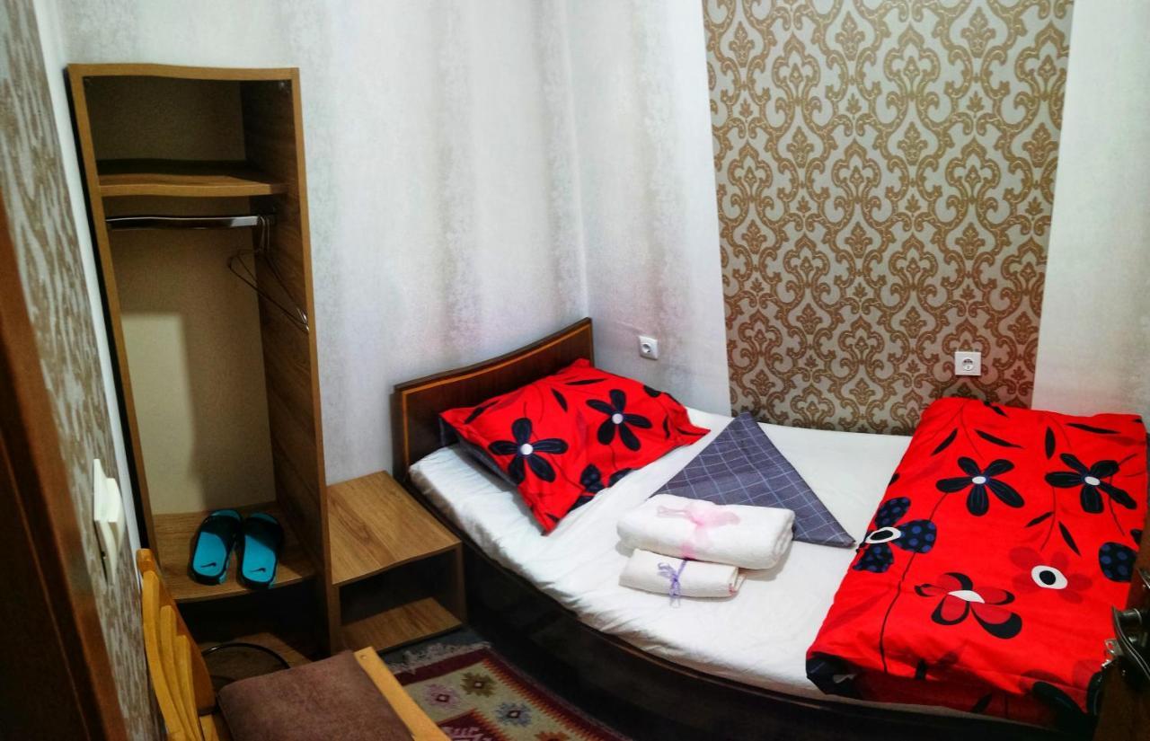 Hostel Violet Tbilisi Exterior photo