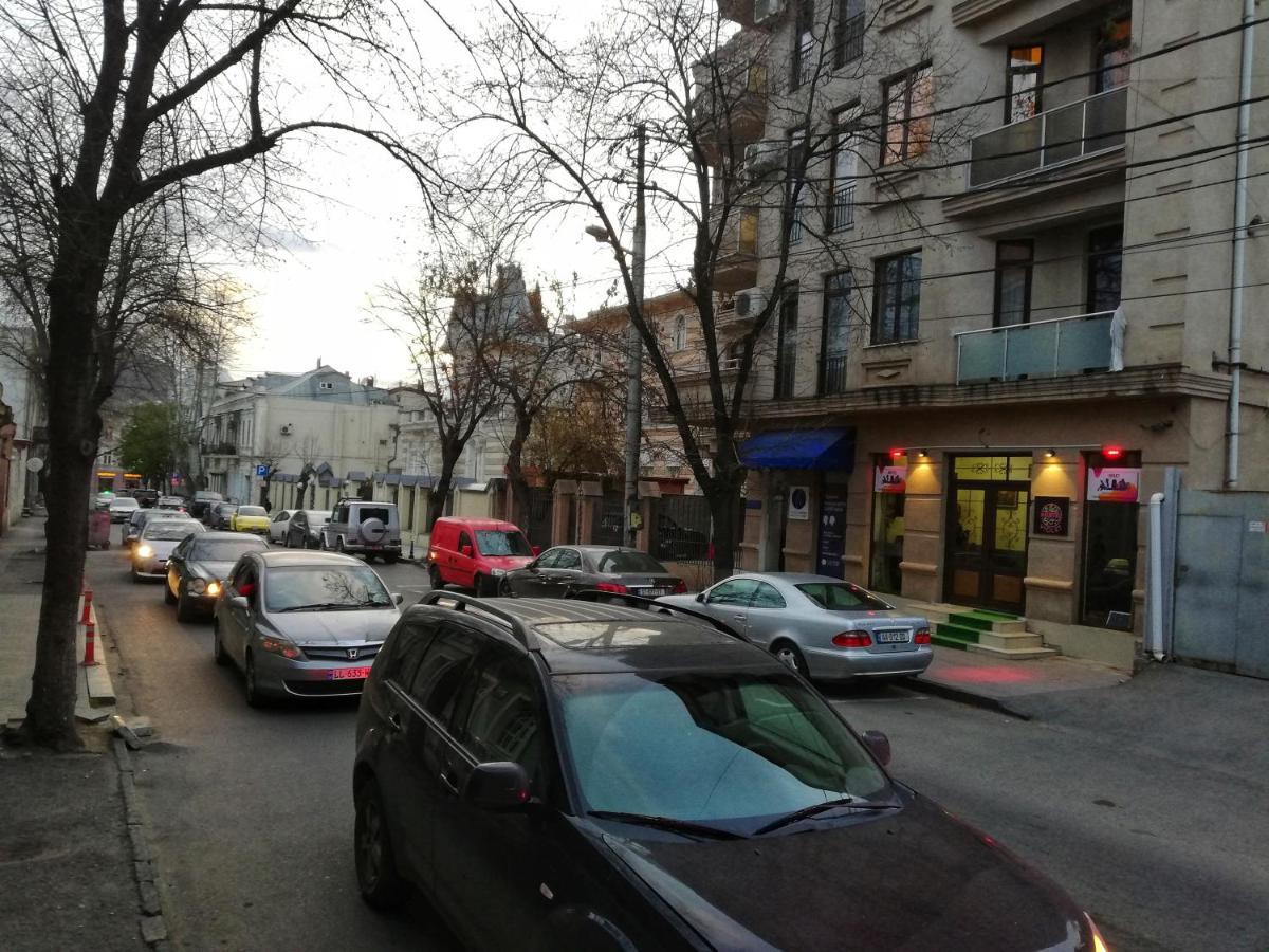 Hostel Violet Tbilisi Exterior photo